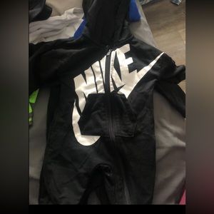 Baby Nike 3 m onesie